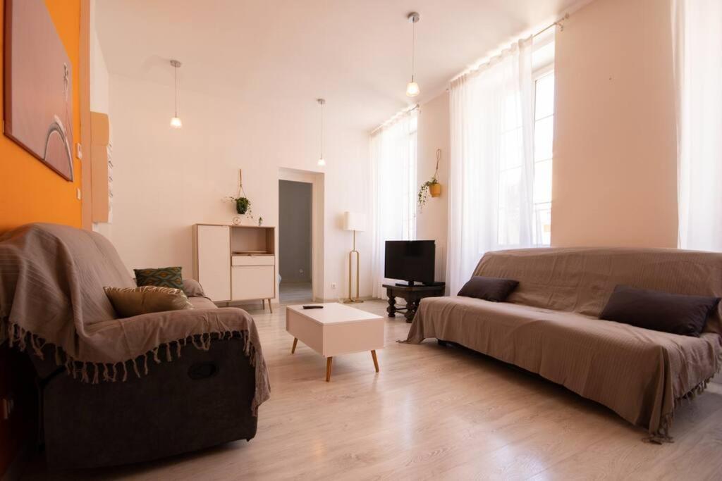 La Fontaine Neuve-Avallon-5 Personnes-1 Chambre-3 Lits-Parking-Wifi Luaran gambar